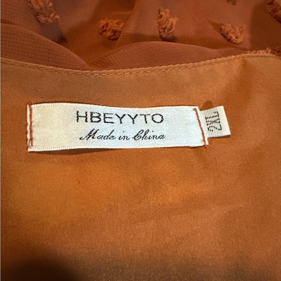 Chic Terracotta Textured Midi Dress - Picture 2 of 6